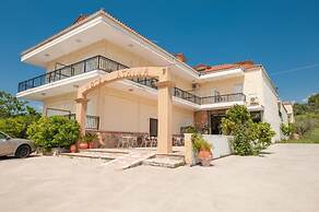 Athina Hotel