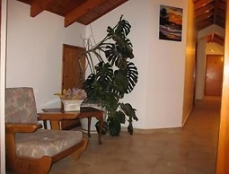Athina Hotel
