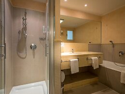 Parc Hotel Germano Suites