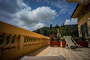 Marta Guest House