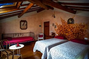 Marta Guest House