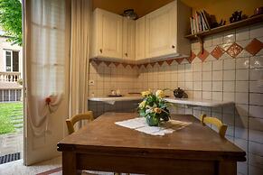 Marta Guest House