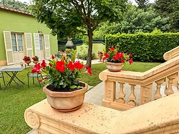 Marta Guest House