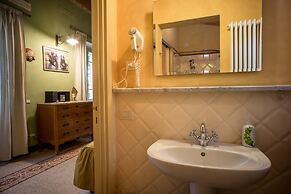 Marta Guest House