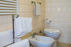 Marta Guest House