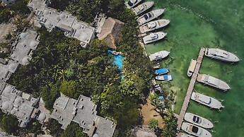 Hotel Sotavento & Yacht Club