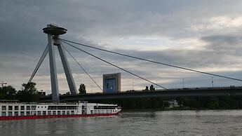 Botel Gracia