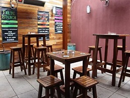 The Lombard Pub & Townhouse