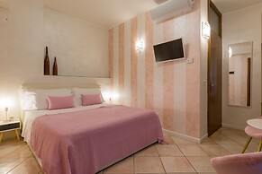 Giardino Giusti House & Court