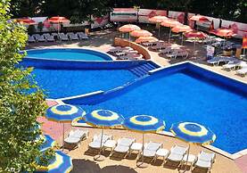 Paradise Green-Park Hotel