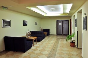 Paradise Green-Park Hotel