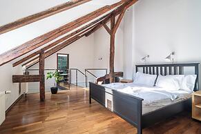Royal Road Residence
