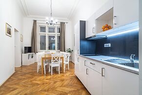 Royal Road Residence