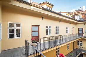 Royal Road Residence