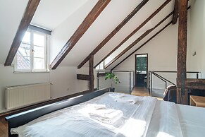 Royal Road Residence
