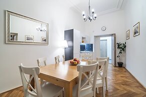 Royal Road Residence
