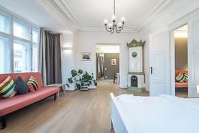 Royal Road Residence