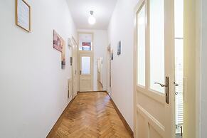 Royal Road Residence
