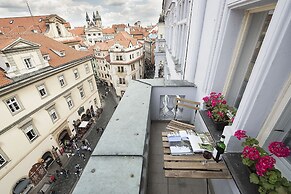 Royal Road Residence
