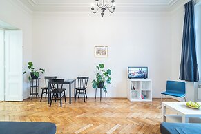 Royal Road Residence