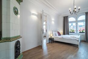 Royal Road Residence