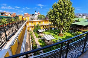 Casa de Avila Hotel
