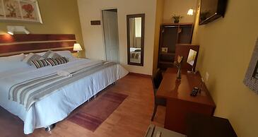 Casa de Avila Hotel