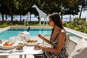 Hi Hotels Sirmione - Lakeview Pool