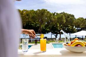 Hi Hotels Sirmione - Lakeview Pool