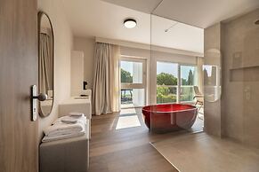 Hi Hotels Sirmione - Lakeview Pool