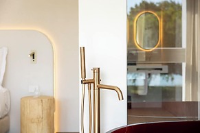Hi Hotels Sirmione - Lakeview Pool