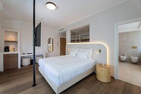 Hi Hotels Sirmione - Lakeview Pool
