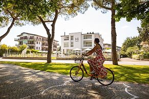 Hi Hotels Sirmione - Lakeview Pool