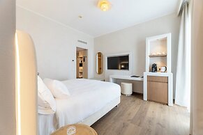 Hi Hotels Sirmione - Lakeview Pool