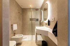 Hi Hotels Sirmione - Lakeview Pool