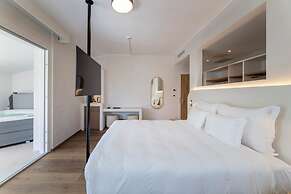 Hi Hotels Sirmione - Lakeview Pool