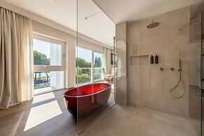 Hi Hotels Sirmione - Lakeview Pool