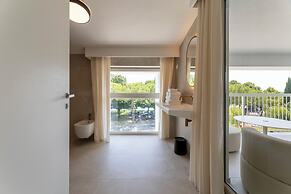 Hi Hotels Sirmione - Lakeview Pool