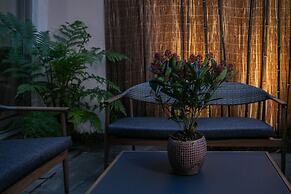 The Luxury Inn