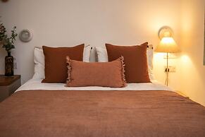 The Luxury Inn