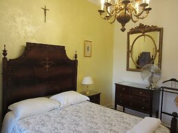Family Macedo B&B