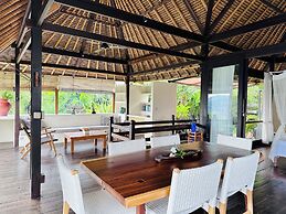 Bloo Lagoon Eco Village