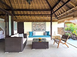 Bloo Lagoon Eco Village
