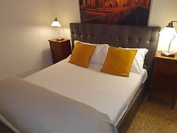 Rigoletto Rental Rooms
