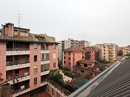 Residence House Aramis Down Town