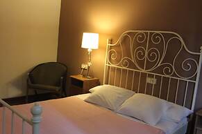 Hostal LK