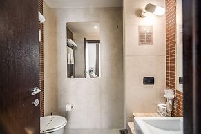 Everest Inn Rome