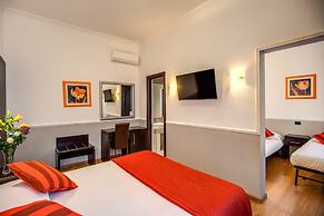 Everest Inn Rome
