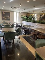 Hotel Sete Colinas