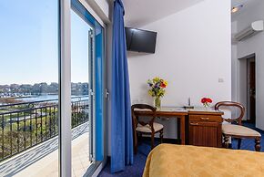 Villa Mediterana